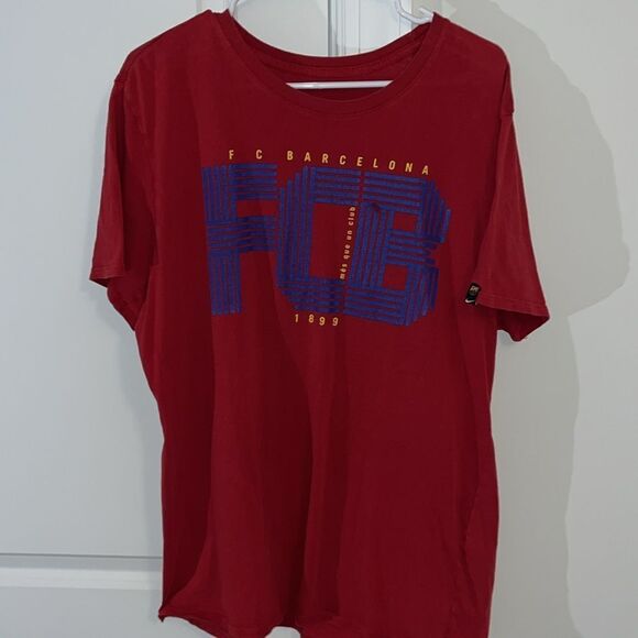 Red men’s soft 1899 FC Barcelona FCB Nike soccer Tee T shirt L - Picture 1 of 4